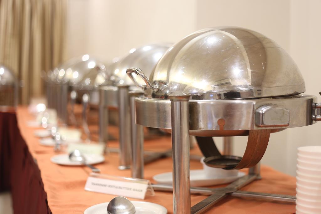Hotel Silver Inn Βομβάη Εξωτερικό φωτογραφία