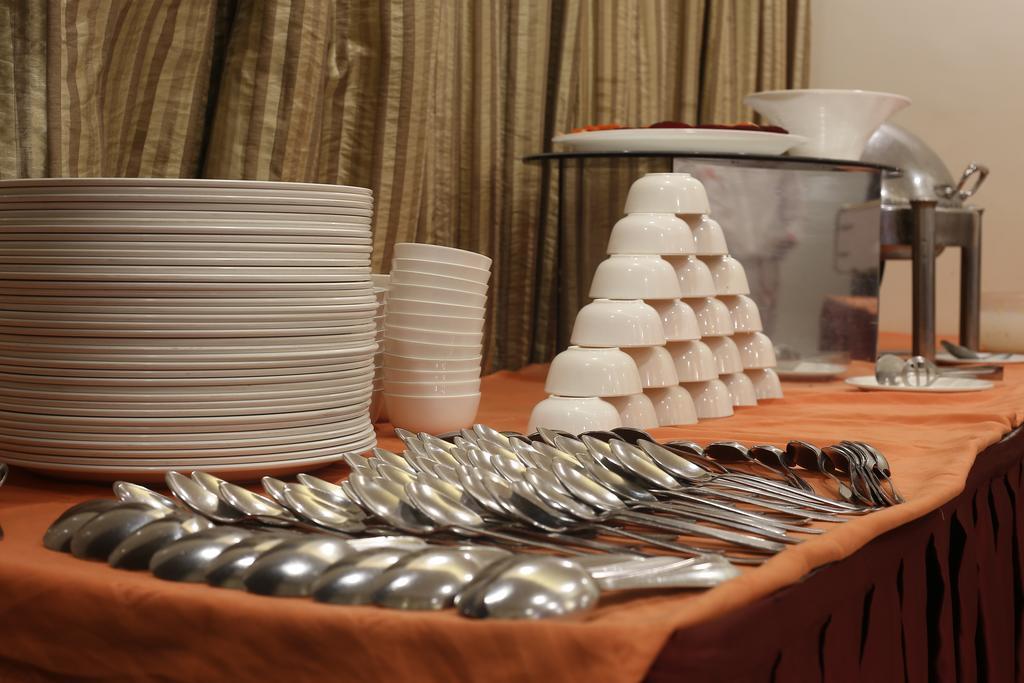 Hotel Silver Inn Βομβάη Εξωτερικό φωτογραφία