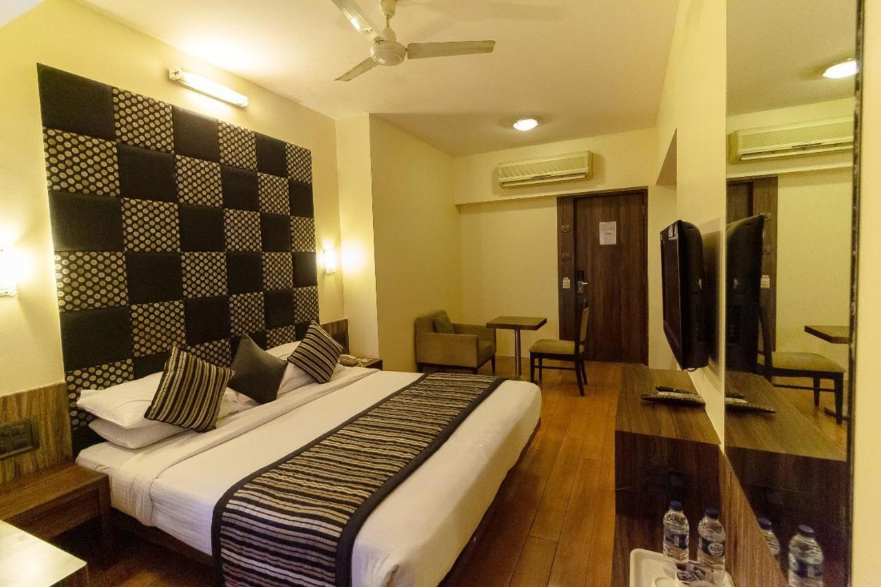 Hotel Silver Inn Βομβάη Εξωτερικό φωτογραφία
